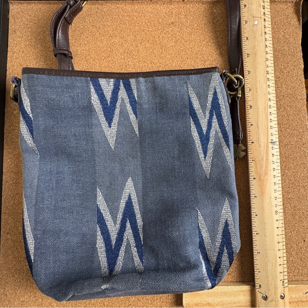 Lucky Brand Purse - Picture 3 of 6